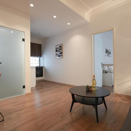 Syntagma Square, 50Sqm Nikis Luxurious Apartment Athènes Extérieur photo